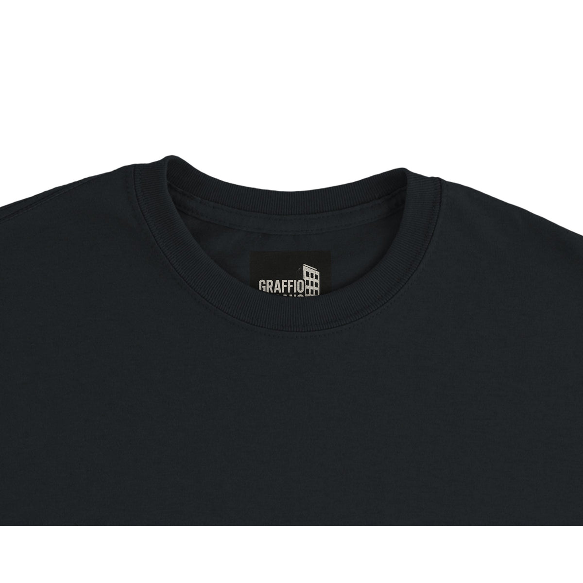 T-shirt nera Graffiourbano GU 0002 – grafica Dreamer con ali d'angelo e croce azzurra